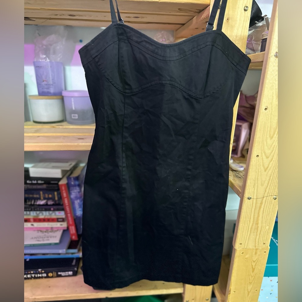 183. Y2K Guess Cami LBD Sz Small
